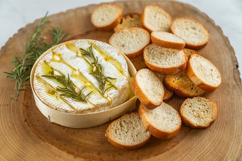 Baked camembert with garlic and rosemary